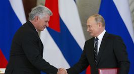 Rusko a Kuba sa zaviazali, že rozšíria svoje 'strategické' väzby