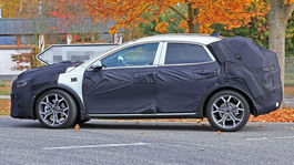 Kia Ceed: Bude štvrtá verzia crossover? Špionážne snímky to naznačujú