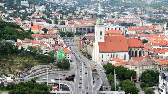 Komunálne voľby: Bratislava zostáva menu hlavného mesta veľa dlžná