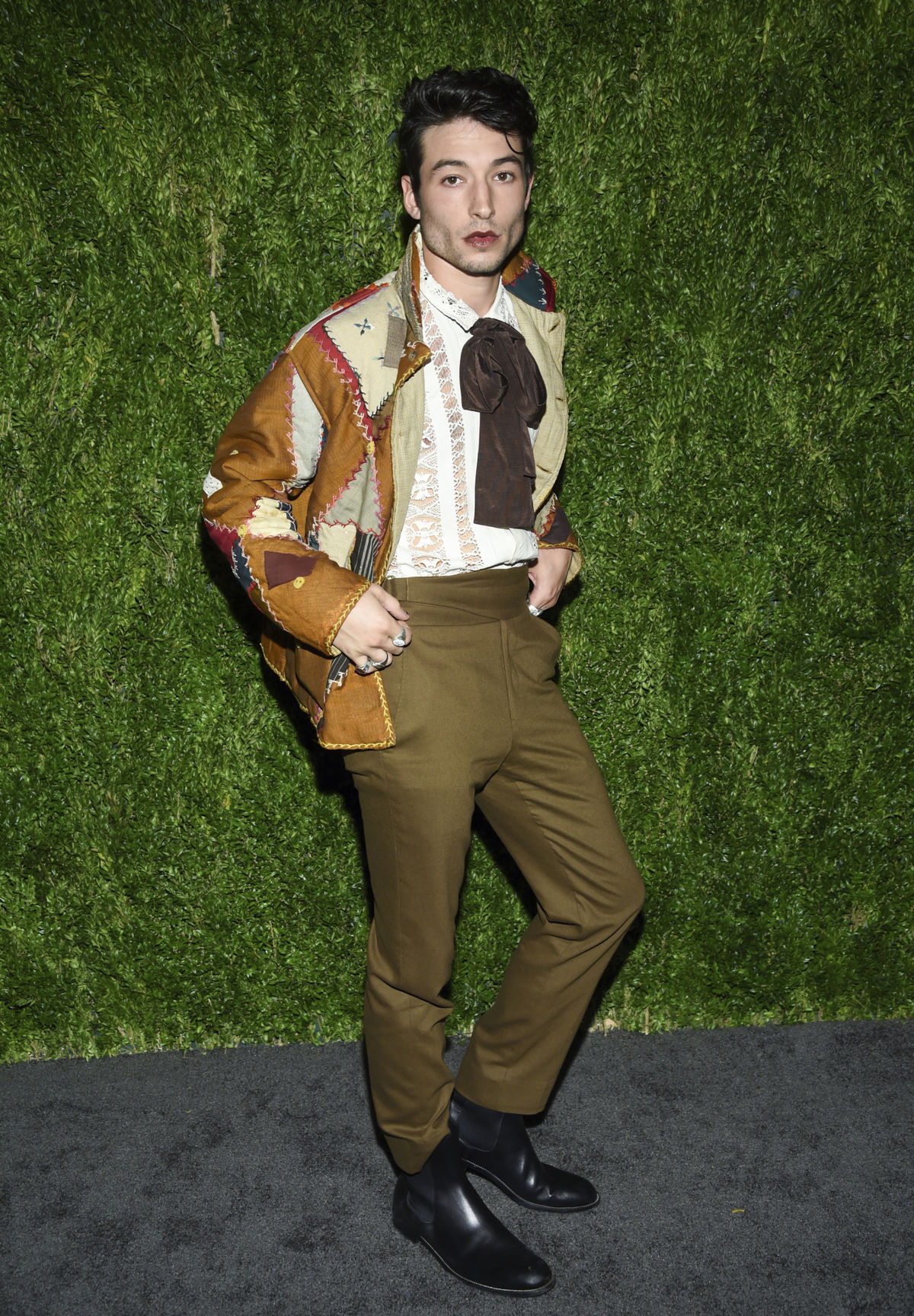 Herec Ezra Miller na 15. ročníku CFDA/Vogue...