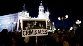 Kam s ním? Exhumáciu diktátora Franca brzdia jeho vnuci