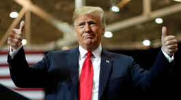 Trumpa čaká ťažký druhý polčas. Snemovňa ho potrápi