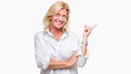 Ako sa zníži dôchodkový vek matiek narodených v rokoch 1957-1965? Pozrite si tabuľku