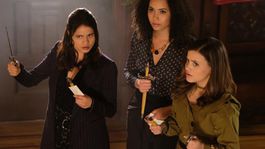 Totálny krok vedľa! Nové Čarodejnice sú nepozerateľný a trápny miš-maš