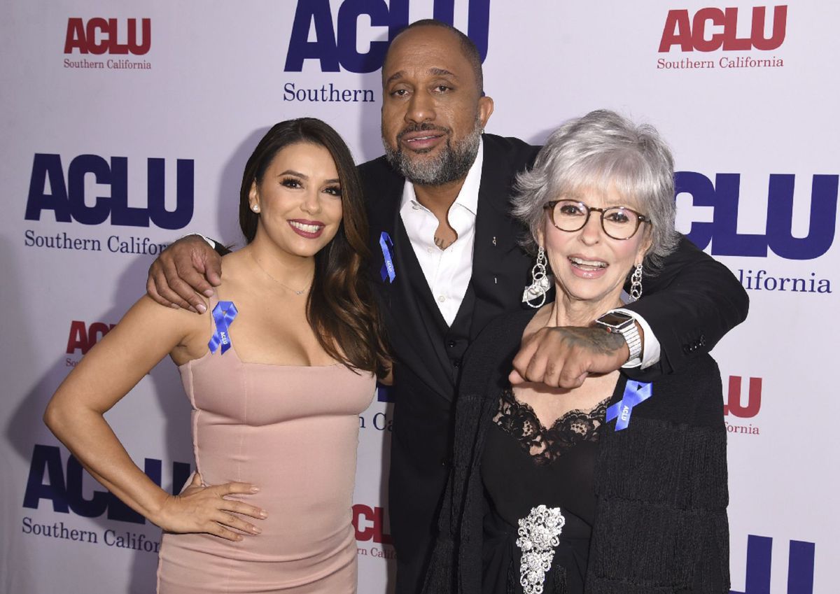 Zľava: Eva Longoria, Kenya Barris a Rita Moreno...