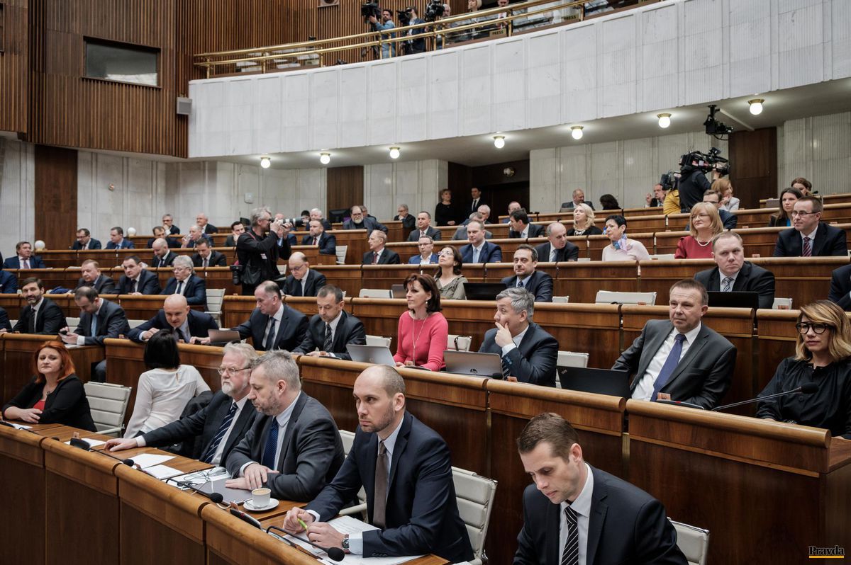 O novele by mal parlament rokovať v decembri.