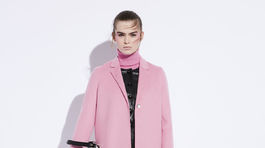 Pastelové, káro či zavinovacie: Toto je 24 kabátov sezóny, vyberte si!