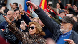 Frankistickú manifestáciu v Madride narušili aktivistky Femen