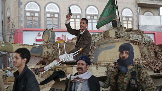 Jemenská vláda popiera, že by jej šiiti boli odovzdali prístav v Hudajde