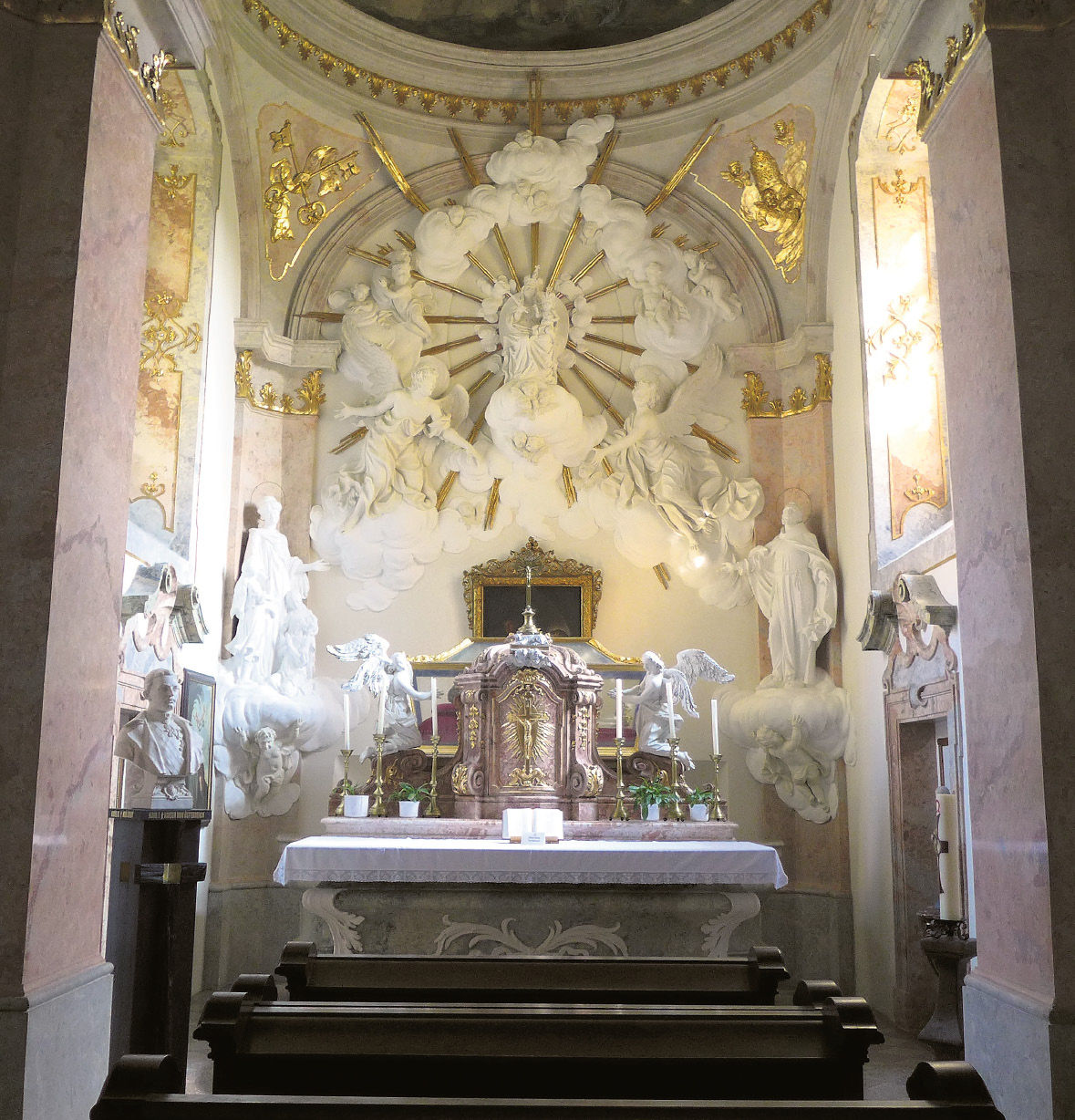 Zámocká kaplnka, kde sa 23. marca 1919 Karol...