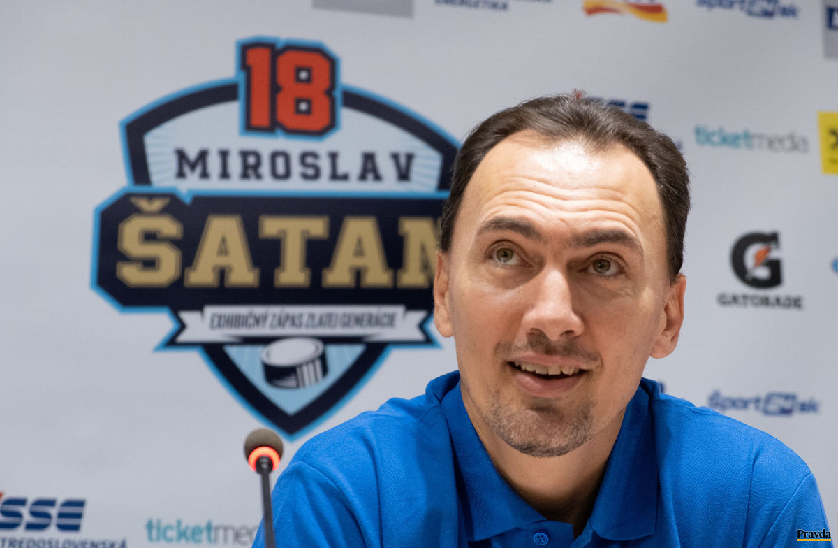 Miroslav Šatan na tlačovej konferencii pred...