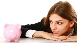 Bratislavčania dokážu ušetriť o polovicu viac ako Košičania