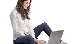 Štúdium v zahraničí láka, ale aj odrádza