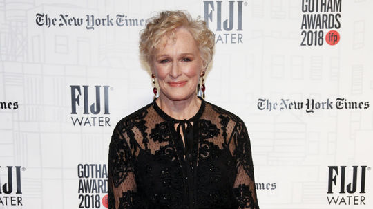 Herečka Glenn Close v kreácii od Zuhaira Murada.