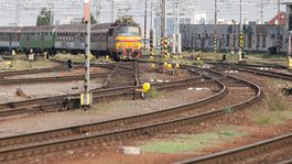 Pri Trenčíne sa v stredu roztrhla vlaková súprava, cestujúci neboli ohrození