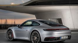 Porsche 911 Carrera - 2019