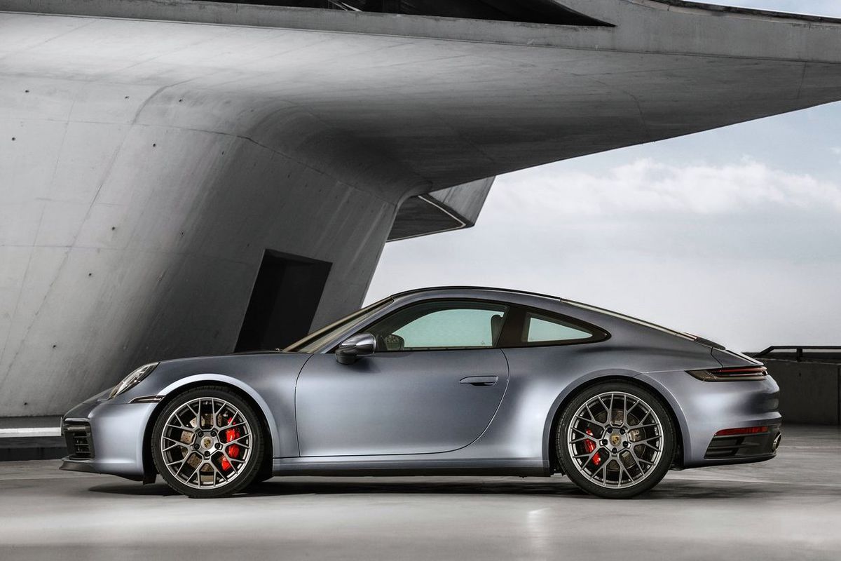 Hybridné Porsche 911 nebude akýmsi nutným...