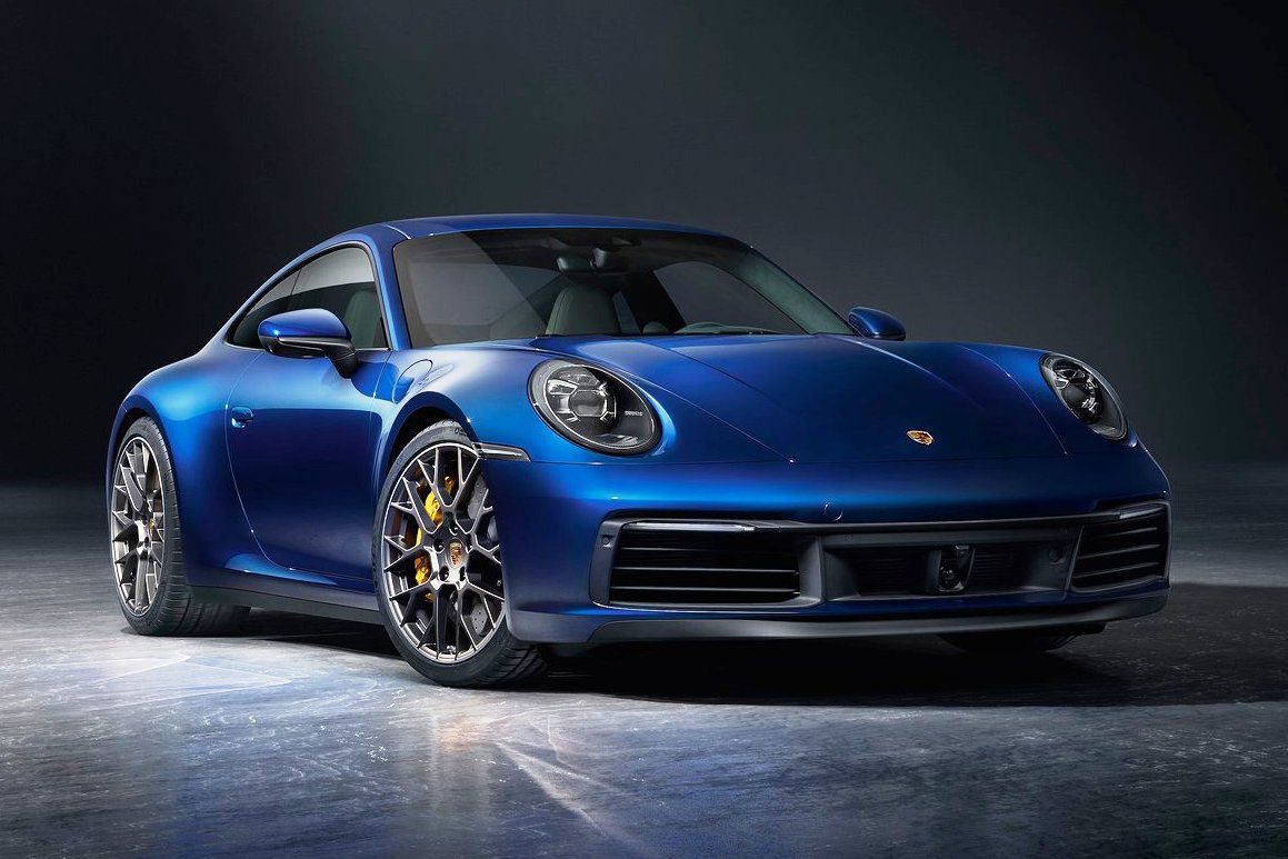 Nové Porsche 911 pôsobí svalnatejšie vďaka...