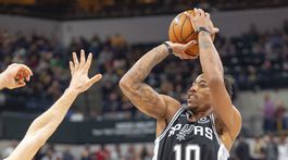 Wade rozhodol o víťazstve Miami, sezónne maximum DeRozana