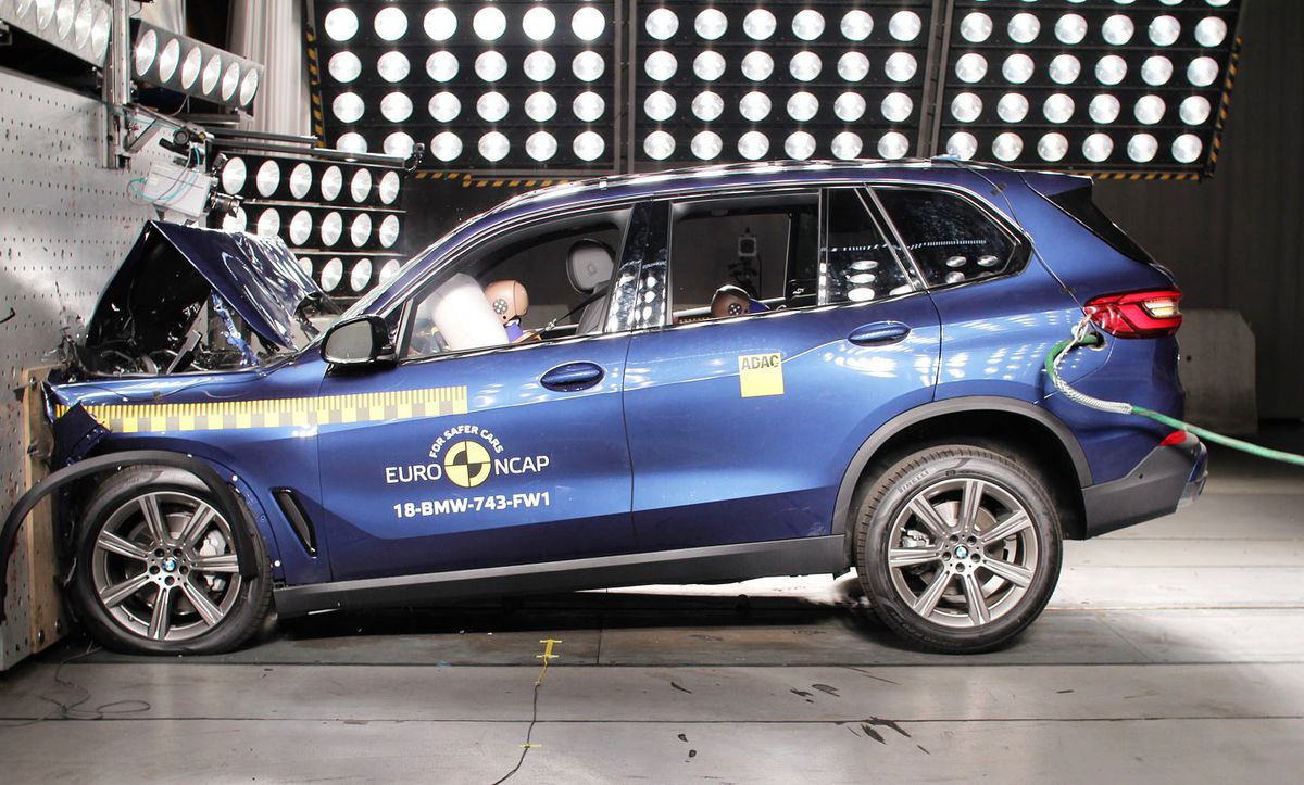 BMW X5 - Euro NCAP 2018