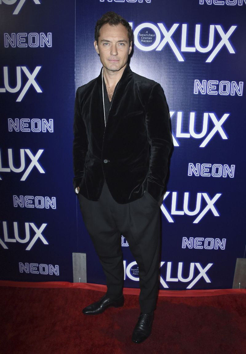 Jude Law na premiére novinky   &quot;Vox...