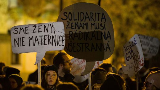Aktivisti v Bratislave protestovali proti násiliu na ženách a za rodovú rovnosť