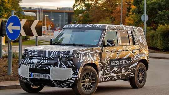 Land Rover Defender - 2020