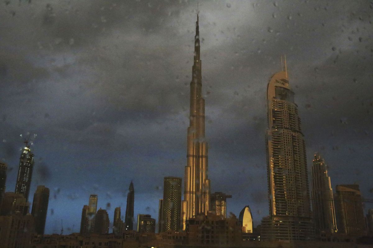 Spojené arabské emiráty, Dubaj, SAE, dážď, Burdž Kalifa,