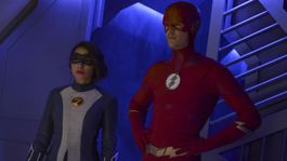 Kedysi tomuto seriálu nikto nestíhal. Teraz sa mu poriadne zamotávajú nohy