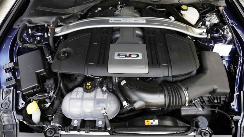 Ford Mustang - motor