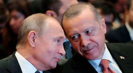 Erdoganov 'turecký pochod' na Eufrat