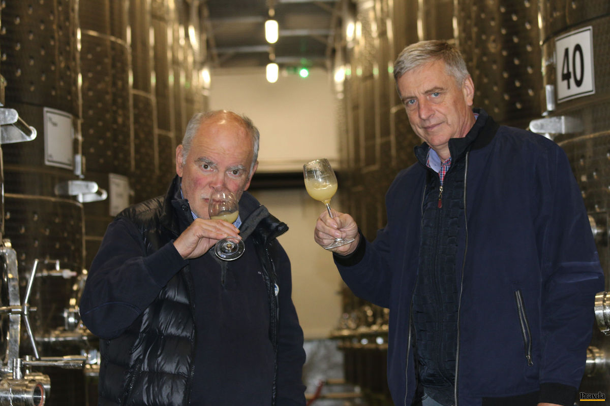 Milan Waldner (zľava) a Karol Kríž obnovili...