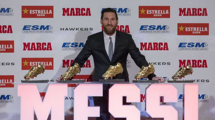 APTOPIX Spain Messi kopačka zlatá