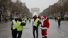 Protesty žltých viest vo Francúzsku pokračujú už šiestu sobotu