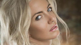 Krutá smrť speváckej hviezdy z Rumunska: Utopila sa aj s autom v Dunaji!