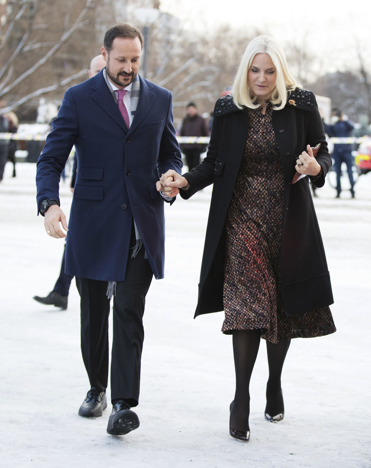 Nórsky korunný princ Haakon a jeho manželka -...