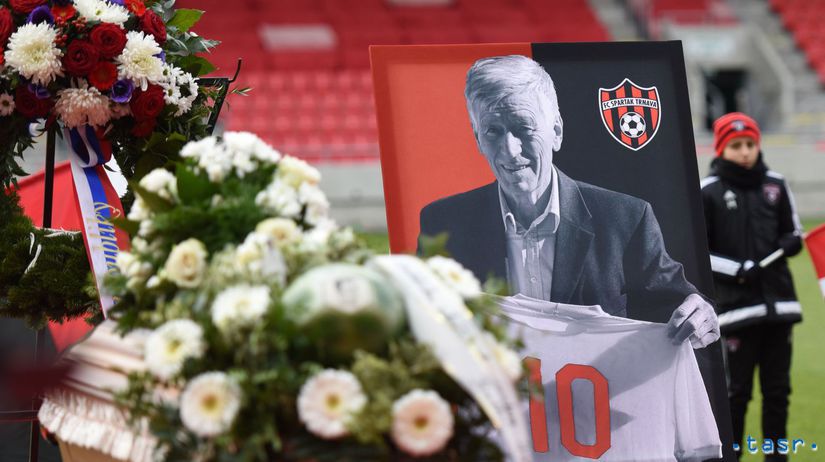 Snímka z rozlúčky so zosnulou slovenskou...