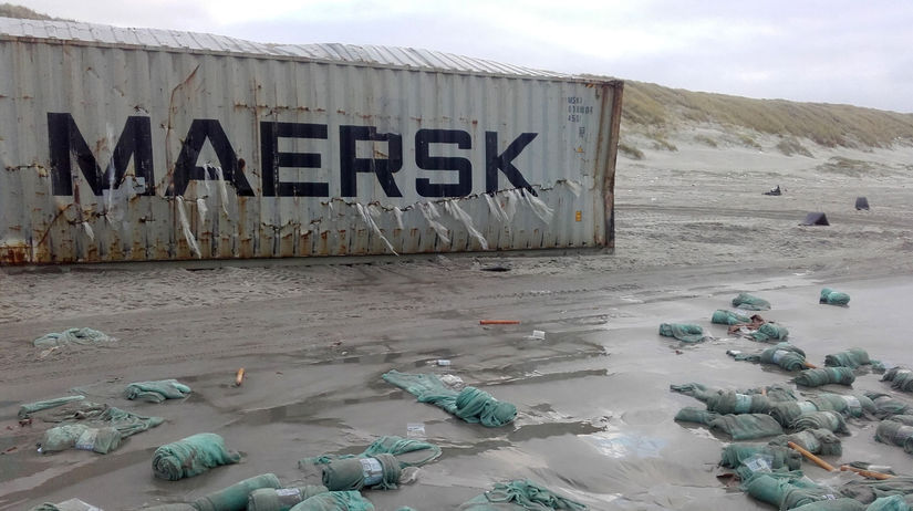 Holandsko Nemecko loď kontajnery havária