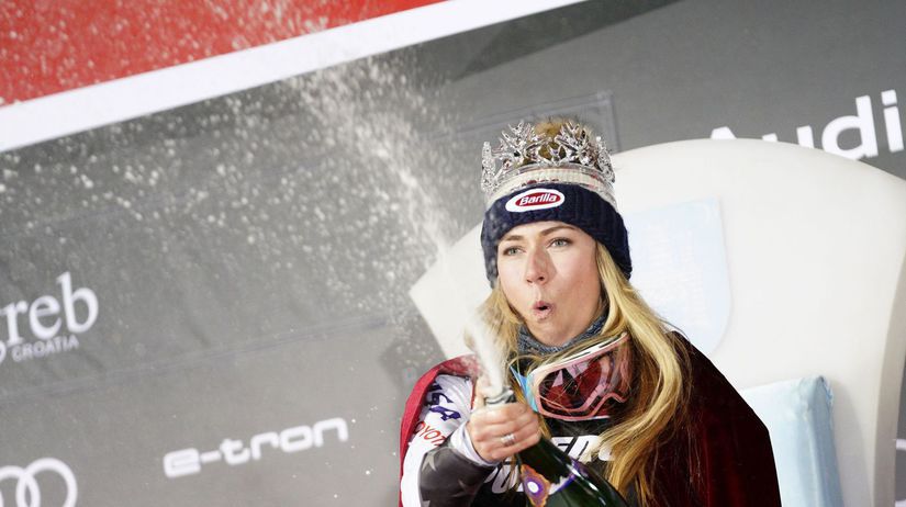 Mikaela Shiffrinová oslavuje svoj triumf v...