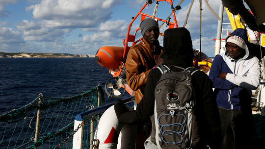 Španieli v Stredozemnom mori zachránili 549 migrantov