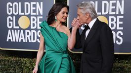 Naša láska len rastie, tvrdí Douglas o manželke Zeta Jonesovej. A dôvod?