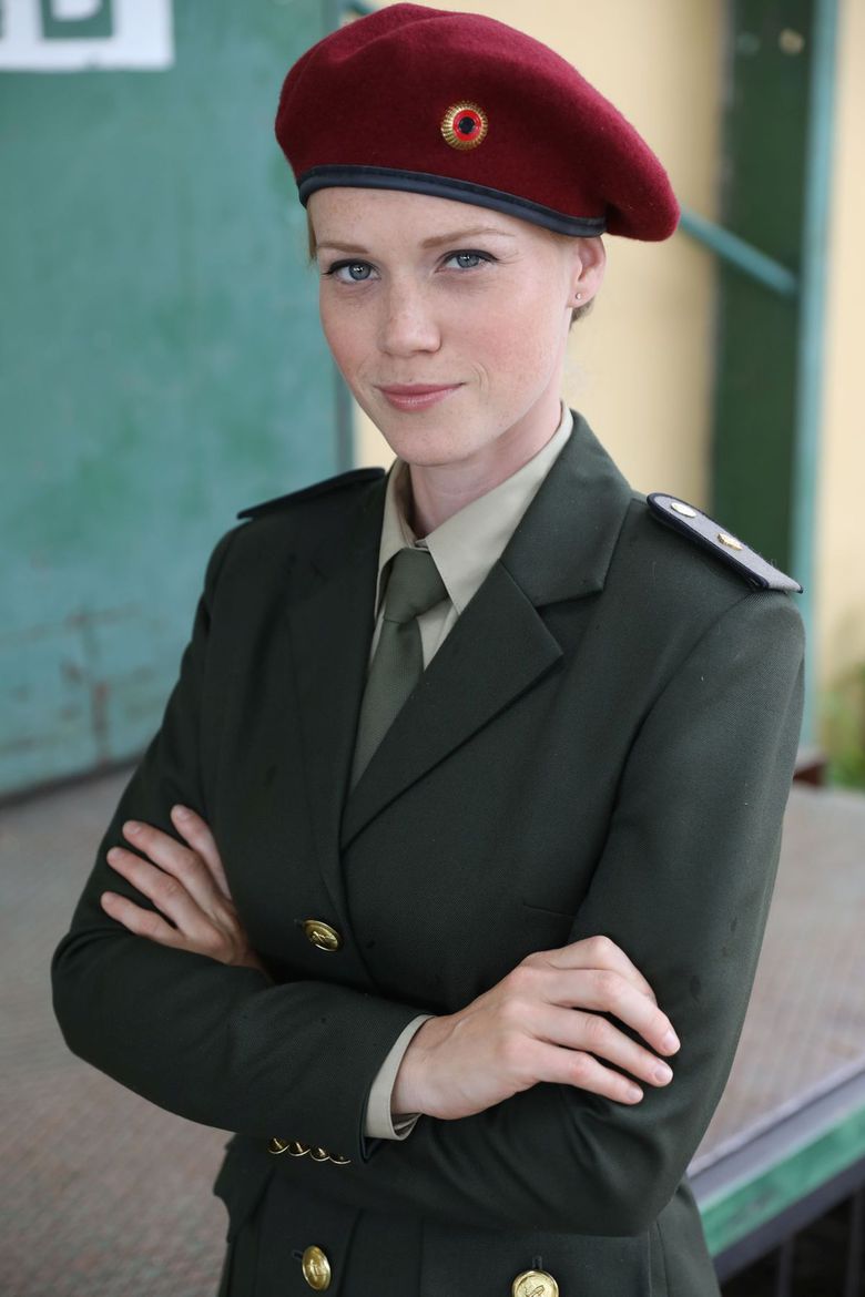 Dominika Morávková v seriáli Autoškola.