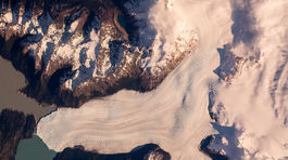 Najväčší ľadovec na svete sa hýbe