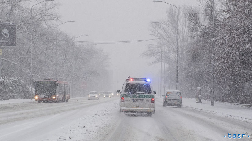 SR Bratislava počasie sneh doprava polícia