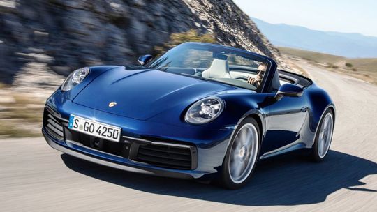 Porsche 911 Carrera Cabriolet - 2019