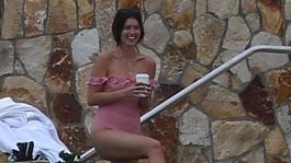 Schwarzeneggerova dcéra zhodila šaty! Nečudo, že Chris Pratt je z nej celý preč