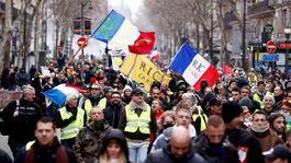 Do protestov žltých viest sa zapojilo 84-tisíc ľudí