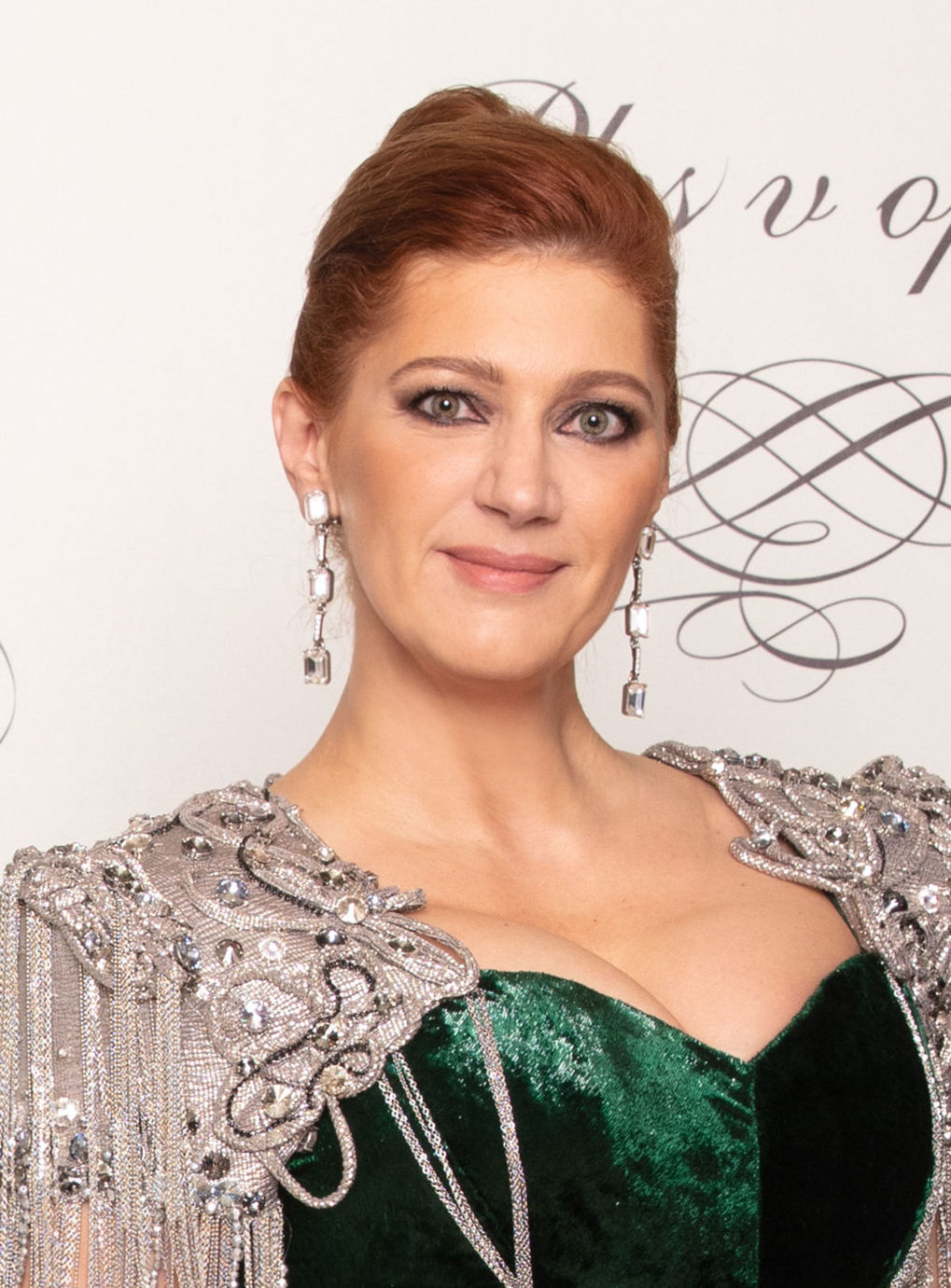 Riaditeľka Plesu v opere Andrea Cocherová...