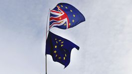 Britský minister financií Hammond verí v 'nejakú formu dohody' s labouristami