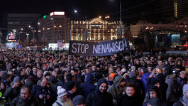 Tisíce Poliakov si uctili pamiatku zavraždeného starostu Gdanska